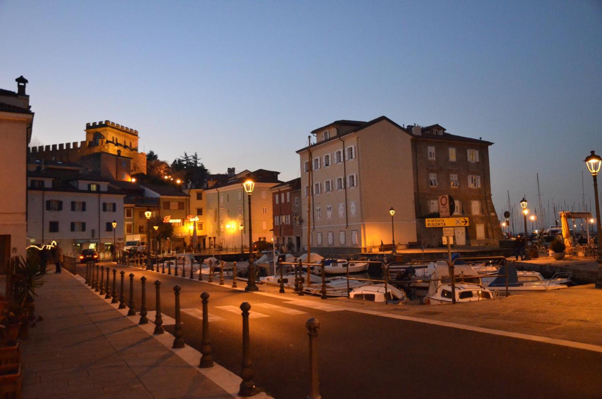 Dulcinea Hotel Múggia Eksteriør bilde